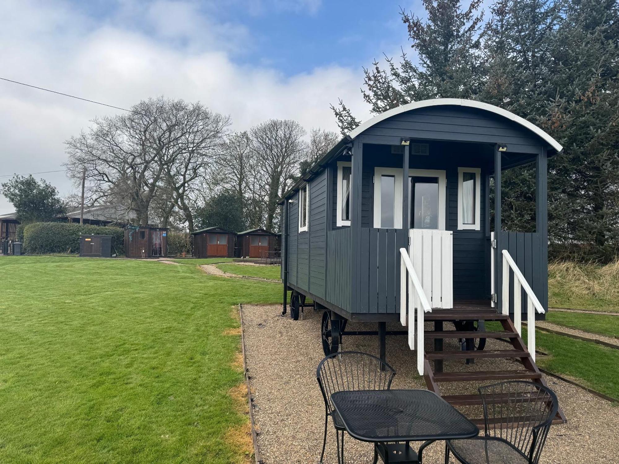 Roslin Glamping Hotel Exterior foto